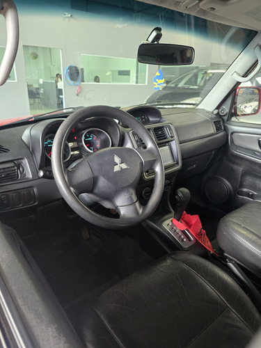 Mitsubishi Pajero TR4 2.0 4x2 Flex Aut. 5p