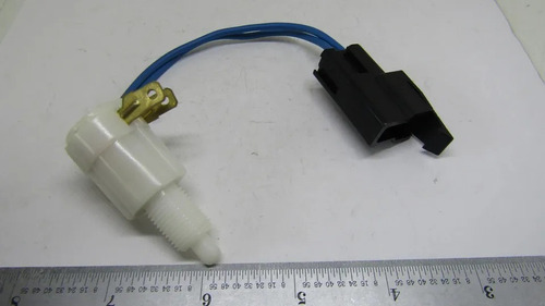 Valvula Sensor Luces Stop Chrysler Lebaron Aspen Coronet