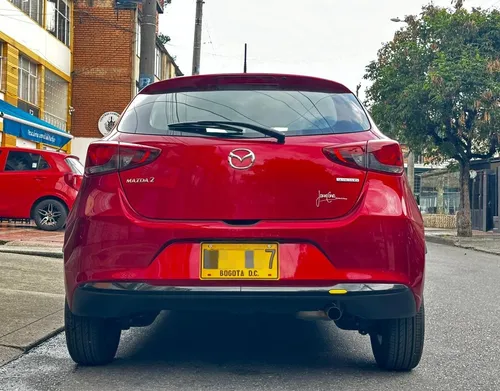 Mazda 2 1.5 Hatchback At Touring