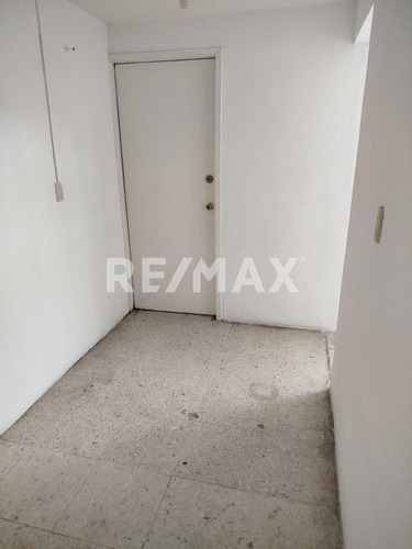 ¡local Comercial O Consultorio En Planta Alta Colonia Centro!