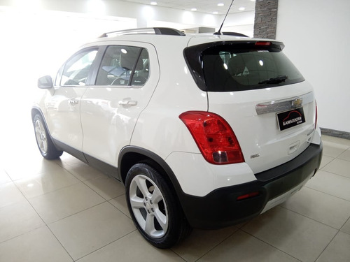 Imagen 6 de 25 de Chevrolet Tracker 1.8 Ltz + Automatica 4x4 2015 83.000km