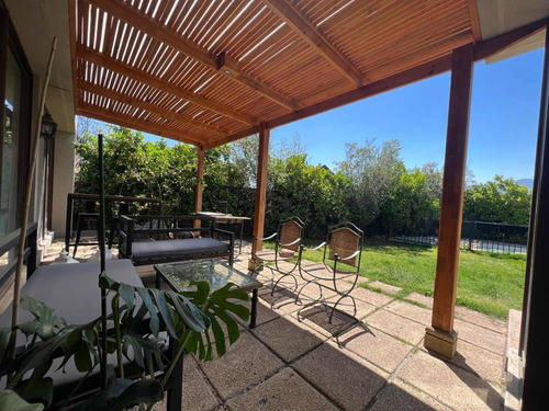Se Vende Excelente Casa En Condominio Los Poleros, Machalí