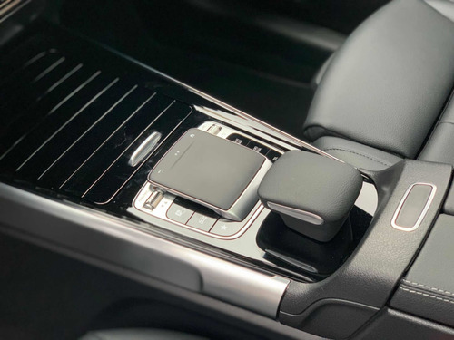 Imagem 10 de 12 de Mercedes Glb 200 1.3 Cgi Gas Launch Edition 7g-dct Blindado