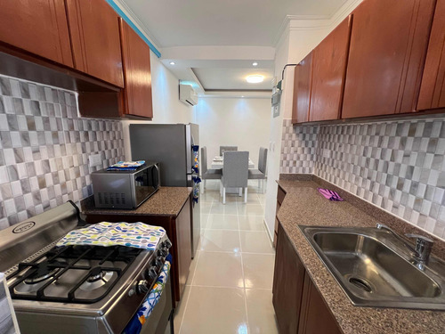 Rento Apartamento Amueblado Las Américas