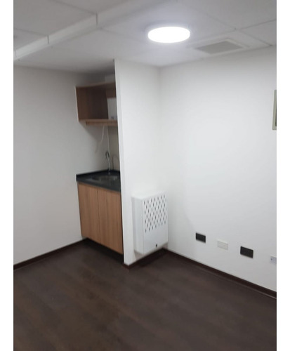 Sector Estoril, Oficina 22 Mts, 1 Privado + Estac. - Himalay
