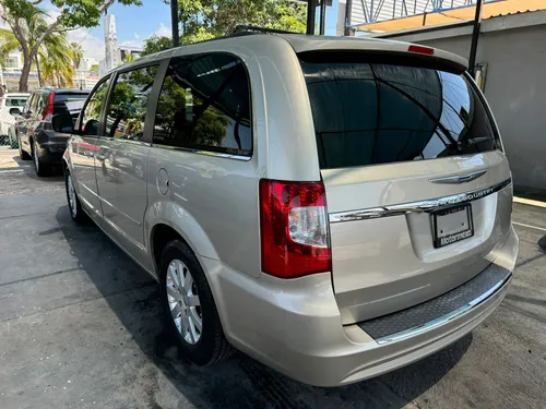 Chrysler Town & Country 3.6 Touring Mt