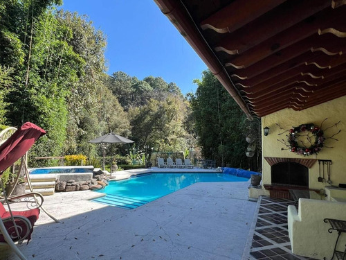 Casa En Venta En Avandaro A Dos Aguas Estilo Vallesano