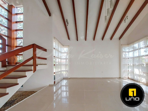 Imagen 11 de 20 de Linda Y Amplia Casa En Condominio Zona Urubo