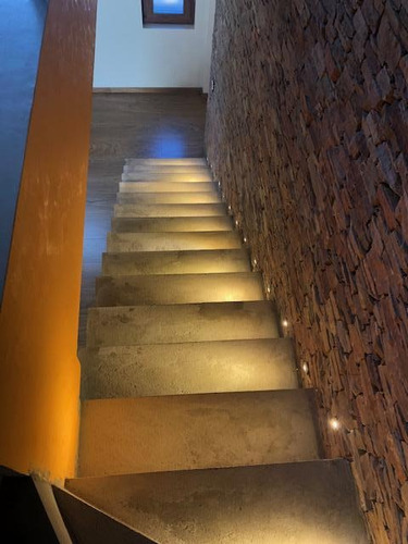 Imagen 10 de 16 de Imponente Casa En Venta 4 Amb Castelar Norte Residencial