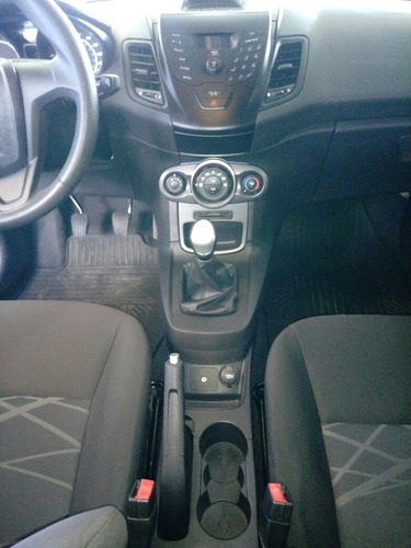 Ford Fiesta 1.5 S Flex 5p 2015