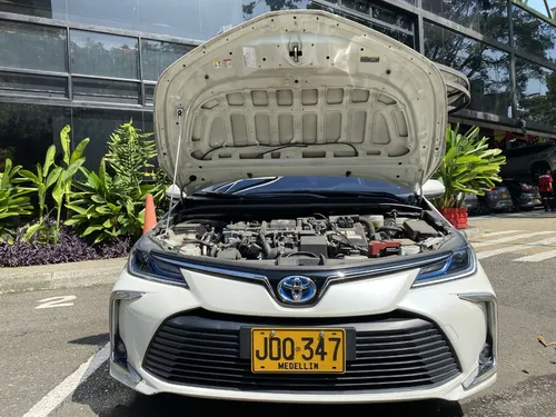 Toyota Corolla 1.8 Xe-i Hibrido At 4x2 2020