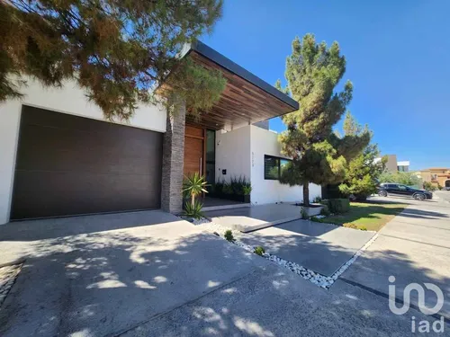 Venta Casa 5 Ambientes Misión De Los Lagos