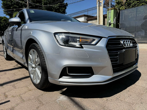 Audi A3 1.4 Sedán Select At Dsg