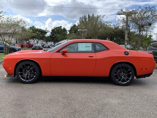 Imagem 14 de 15 de Dodge Challenger 6.4 Srt8 Hemi 16v 2p 2p