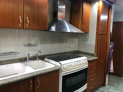 Vendo Cómodo Y Amplio Apartamento En Terrazas De Club Hípico - Mm Mls #25-547