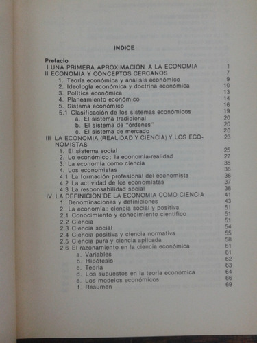 Imagen 3 de 5 de Economia Ciencia Y Realidad * Eduardo A. Zalduendo *