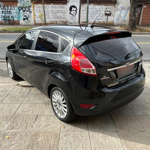 Imagen 7 de 25 de Ford Fiesta Kinetic Design 1.6 Titanium Powershift 120cv