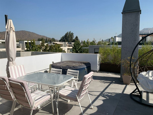 Amplio Duplex Con Gran Terraza En Tranquila Calle