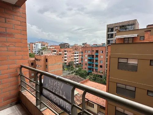 Apartamento En Venta En Conquistadores. Cod V776097