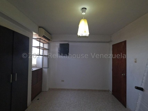 Imagen 11 de 30 de *** Apartamentoen Venta# Amplio Y Con Ubicacion Inmejorable#ccsambil#trinitarias#codigo#23-9891***