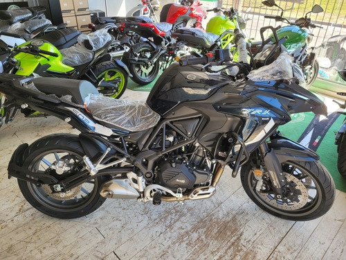 Imagen 9 de 16 de Benelli Trk 502 En Sbk Motos