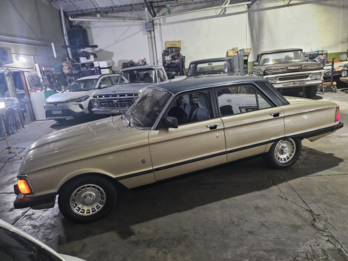 Ford Falcon Ghia