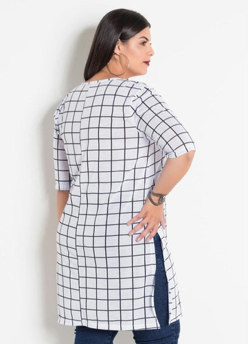 Imagem 8 de 10 de Blusa Feminina Plus Size Alongada Branca Com Fenda Manga 3/4