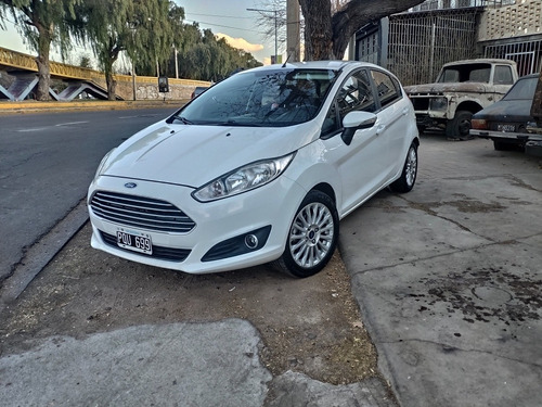 Imagen 1 de 12 de Ford Fiesta Se