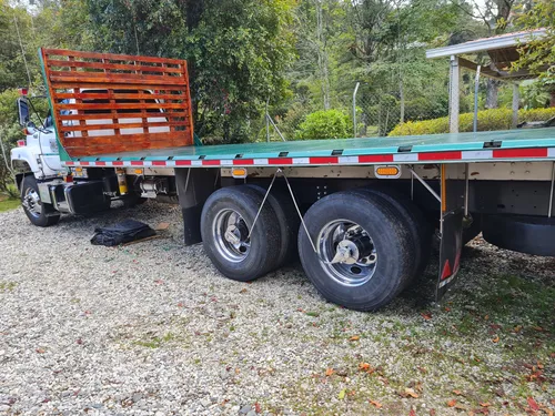 Camion Kodiak Doble Troque En Perfecto Estado