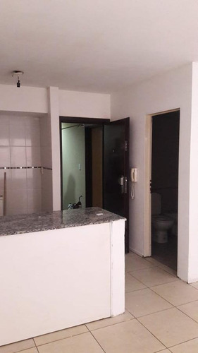 Imagen 7 de 10 de Venta Monoambiente Alquilado, Chacabuco 2214 - Gazze