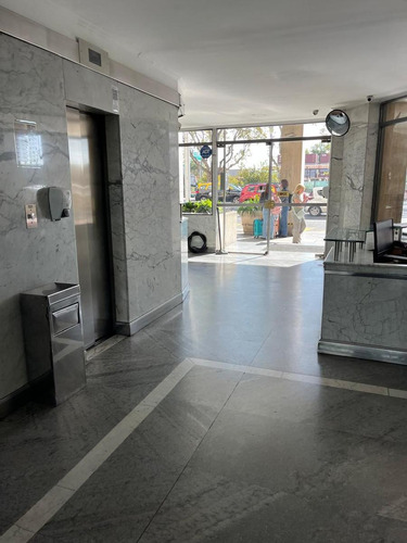 Monoambiente En Recoleta, Ideal Estudiantes O Para Percibir Una Renta.
