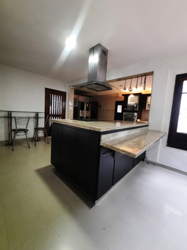 Yannet Inmuebles Vende Casa Calle Cerrada Trigal Norte