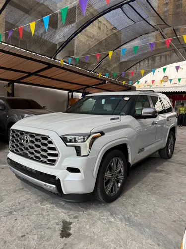 Toyota Sequoia 3.5 V6 Capstone