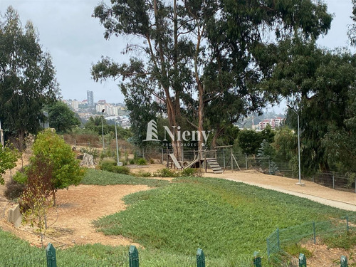Departamento En Arriendo De 2d -2b En Los Almendros, Reñaca