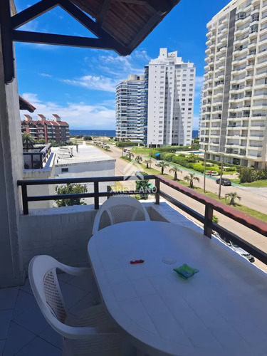 Venta Apartamento 1 Dormitorio, 1 Baño, Terraza 