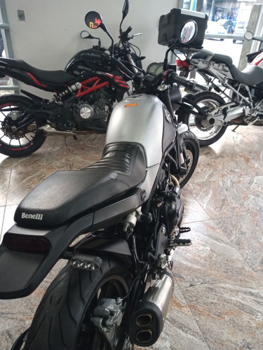 Benelli Leoncino 500 Modelo 2021 Con 12.000kms