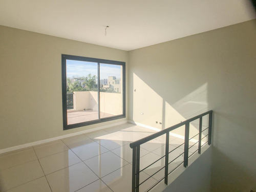 Casa En Venta Ubicado En Haras Santa Maria, Escobar, G.b.a. Zona Norte