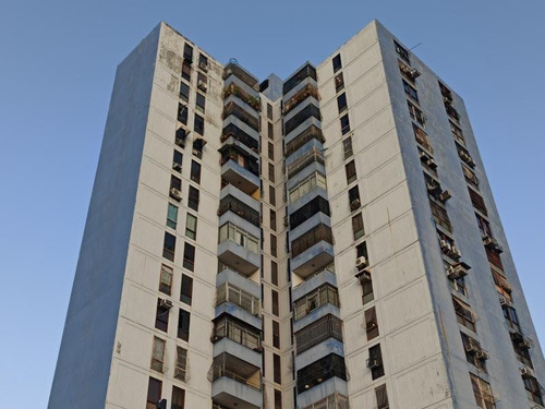 Imagen 1 de 12 de Lema-738 Apartamento En Venta Las Quintas Penélope Yáñez