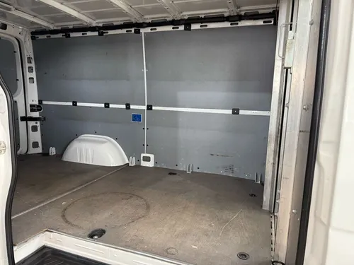 Mercedes-Benz Sprinter Cargo van larga