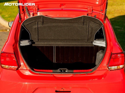 Imagen 18 de 25 de Volkswagen Gol 1.6 Trendline | Permuta / Financia