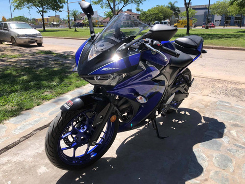 Yamaha R3 321cc