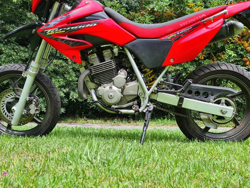 Honda Tornado Motard
