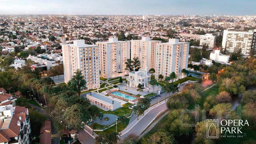 Departamento En Venta De 1 Dormitorio En Complejo Opera Park!!!