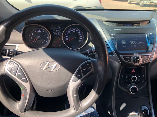 Hyundai Elantra 1.8 Gls Premium At