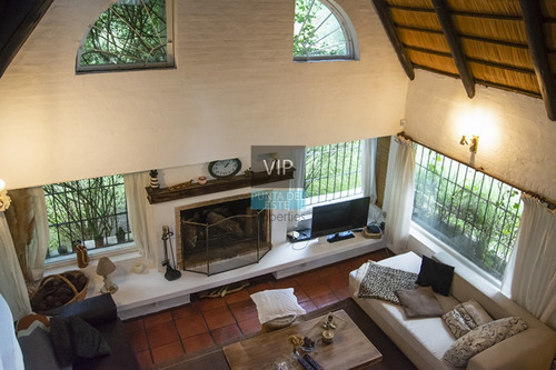 Muy Linda Casa En Zona Rincón Del Indio, Punta Del Este- Ref: 509