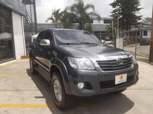 Imagen 5 de 18 de Toyota Hilux Kavak 4.0