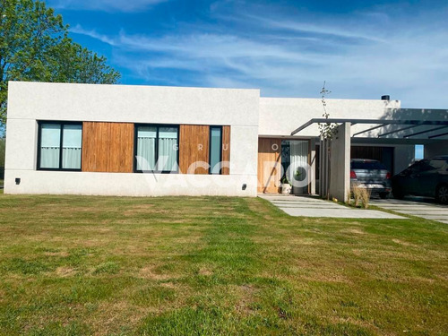 Imagen 3 de 17 de Venta De Casa 4 Ambientes En Prados Del Oeste, Moreno.