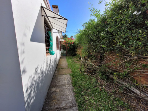 Hermosa Casa En Venta En Santa Teresita (no Se Alquila) Apto Credito
