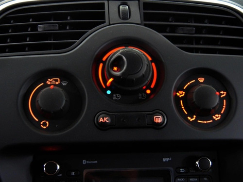 Imagen 12 de 16 de Nueva Renault Kangoo Ze 2 Puertas