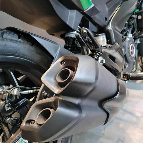 Imagen 7 de 22 de Bajaj Dominar 400 Ug - Dunlop Serie En Stock - Jp Motos
